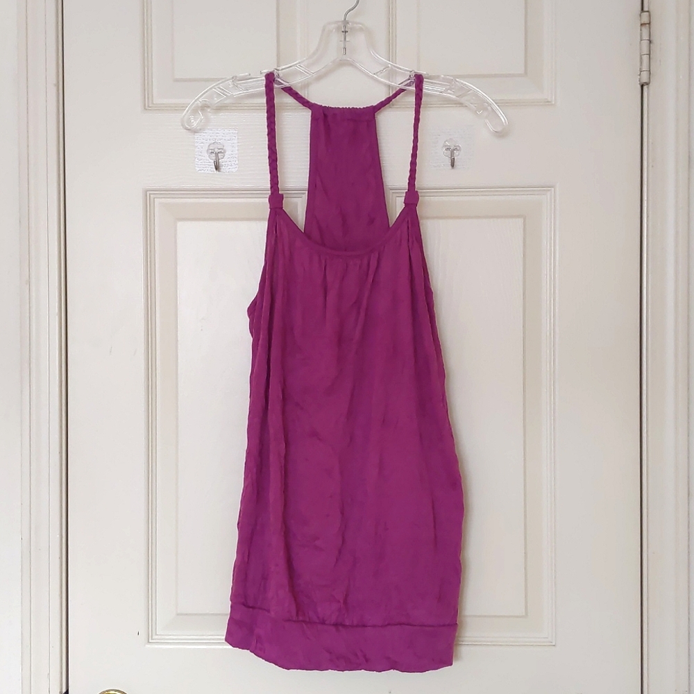 Wrinkled Style Tank Top.